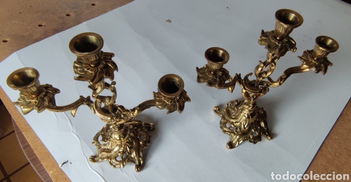 Vintage: Lote de reloj y 2 candelabros de bronce - Foto 15