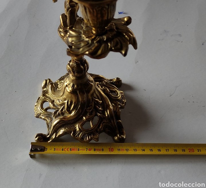 Vintage: Lote de reloj y 2 candelabros de bronce - Foto 21