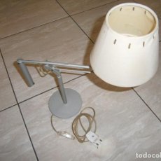 Vintage: ANTIGUA LAMPARA GALILEA SOBRE MESA CON PENDULO VINTAGE MARCA CARPYEN BARCELONA SPAIN