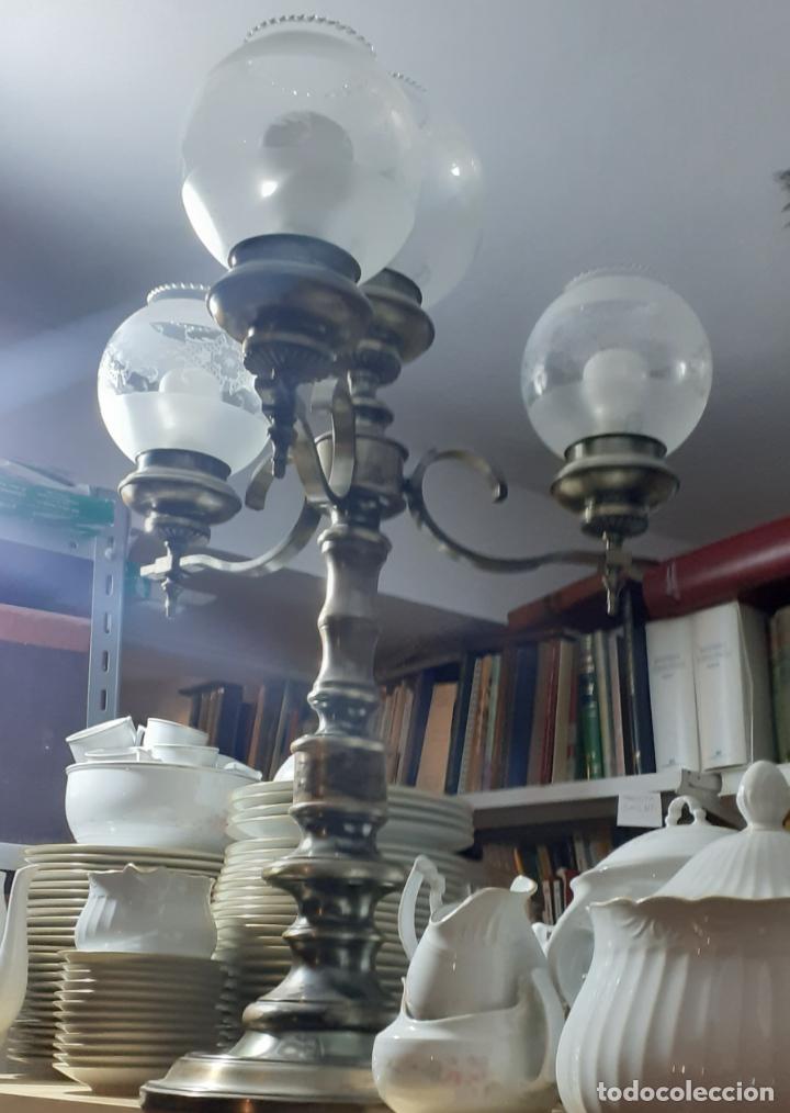 Vintage: Gran l&aacute;mpara de pie. Cuatro plafones. - Foto 6
