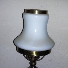 Vintage: LAMPARA SOBREMESA DE LATON.. Lote 274173928