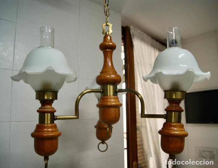 Vintage: lampara de techo tres brazos en madera y color bronce - Foto 3