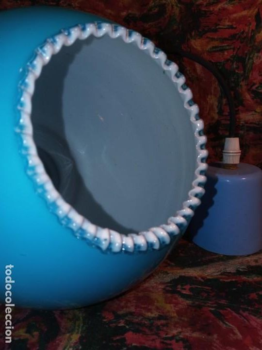 Vintage: LAMPARA DE TECHO - GLOBO AZUL . - Foto 4