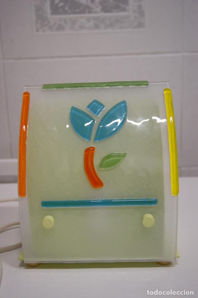 Vintage: l&aacute;mpara sobremesa con cristal en verde - Foto 1