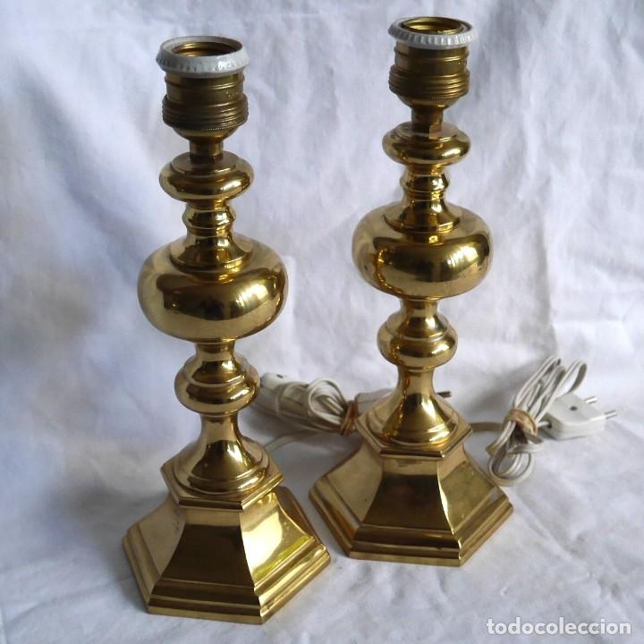 Vintage: Pareja de antiguas l&aacute;mparas de bronce, funcionando - Foto 1