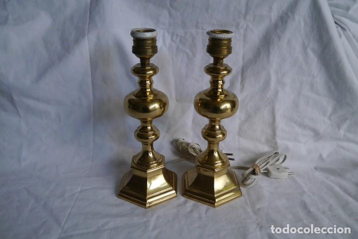Vintage: Pareja de antiguas l&aacute;mparas de bronce, funcionando - Foto 2