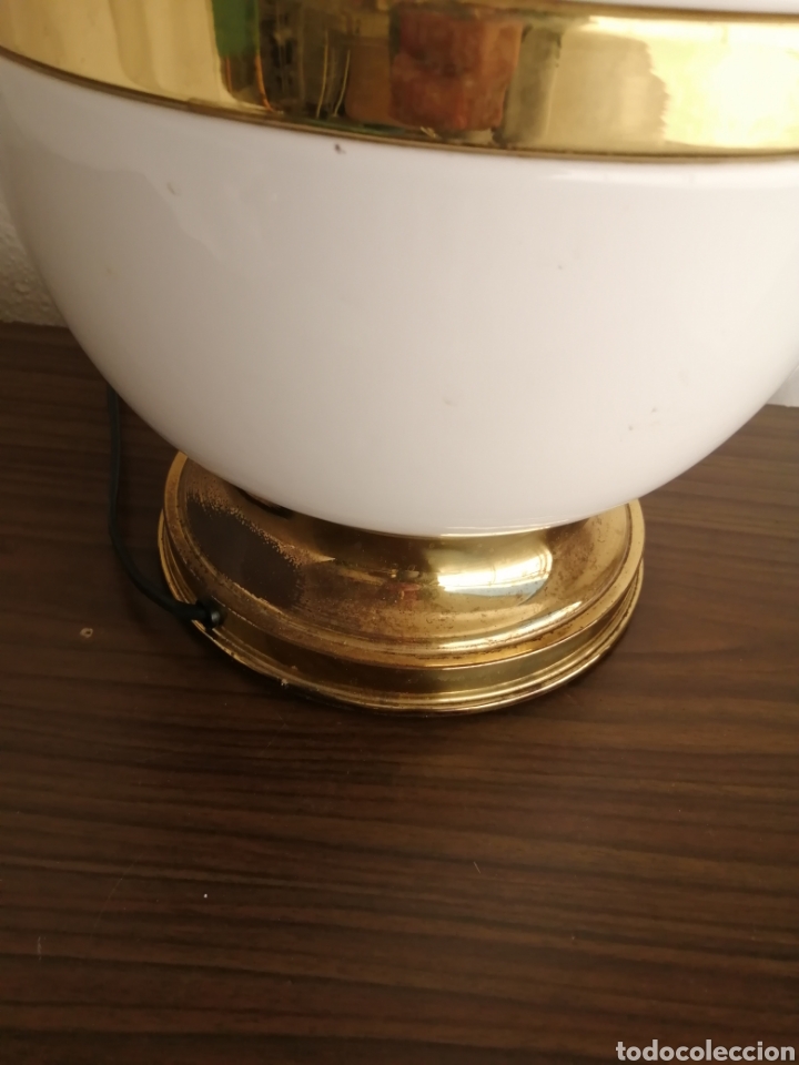 Vintage: L&aacute;mpara de mesa de bronce y porcelana - Foto 3