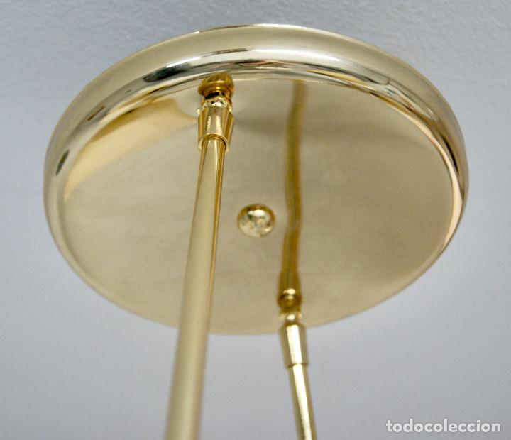 Vintage: lampara de techo dorada y pantallas - Foto 16