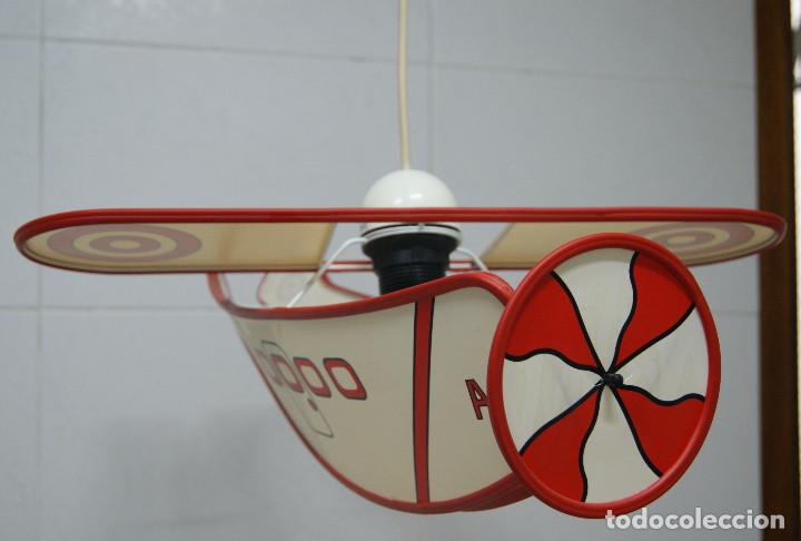 Vintage: lampara de techo roja y blanca - Foto 2