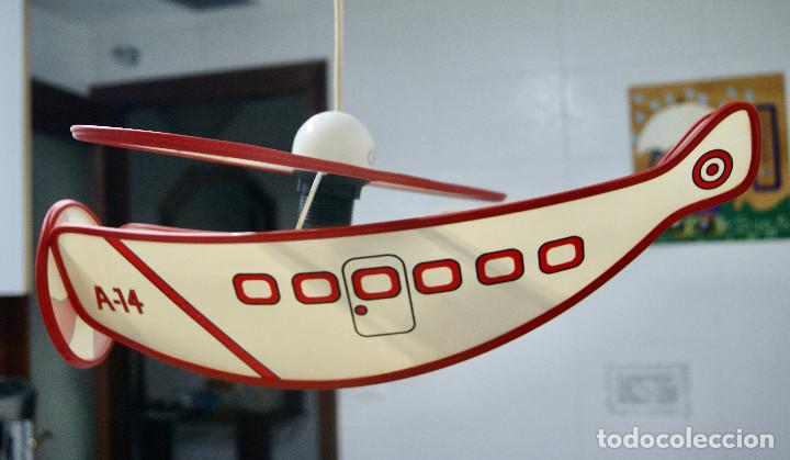 Vintage: lampara de techo roja y blanca - Foto 4