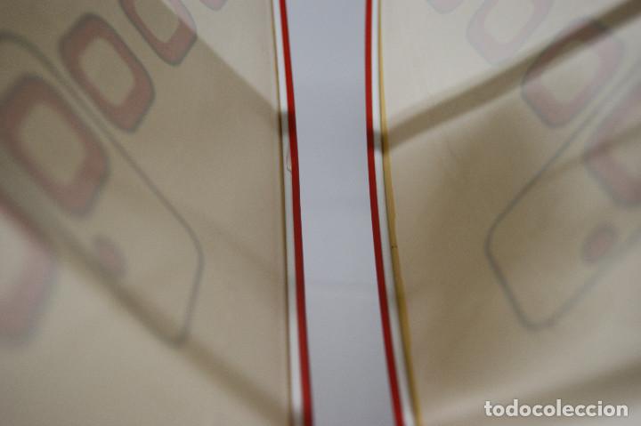 Vintage: lampara de techo roja y blanca - Foto 10