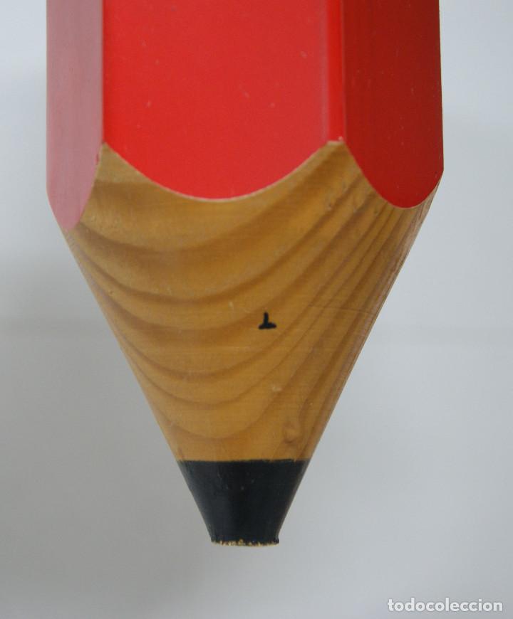 Vintage: lampara de techo rojo con forma de lapicero - Foto 9