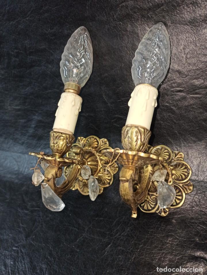 Vintage: Pareja de antiguos apliques. C17 - Foto 1
