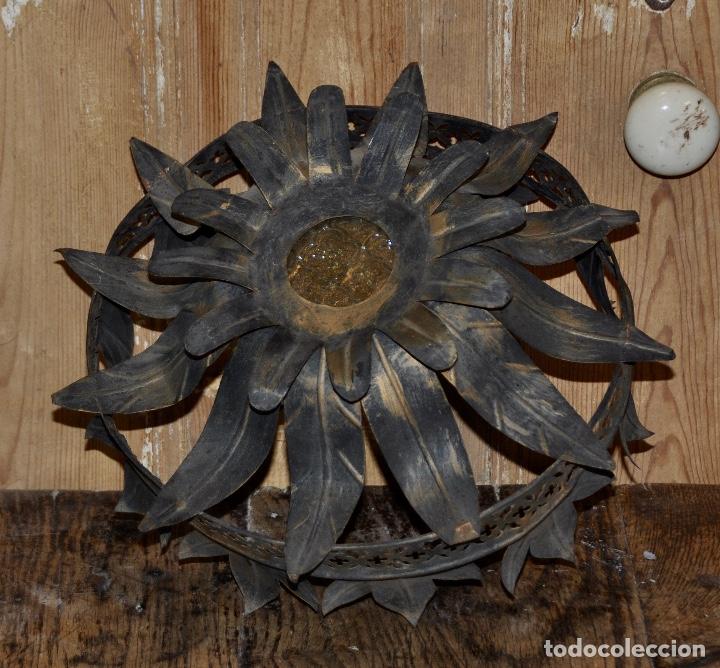 Vintage: Plaf&oacute;n hojas para ocultar bombillas - Foto 1