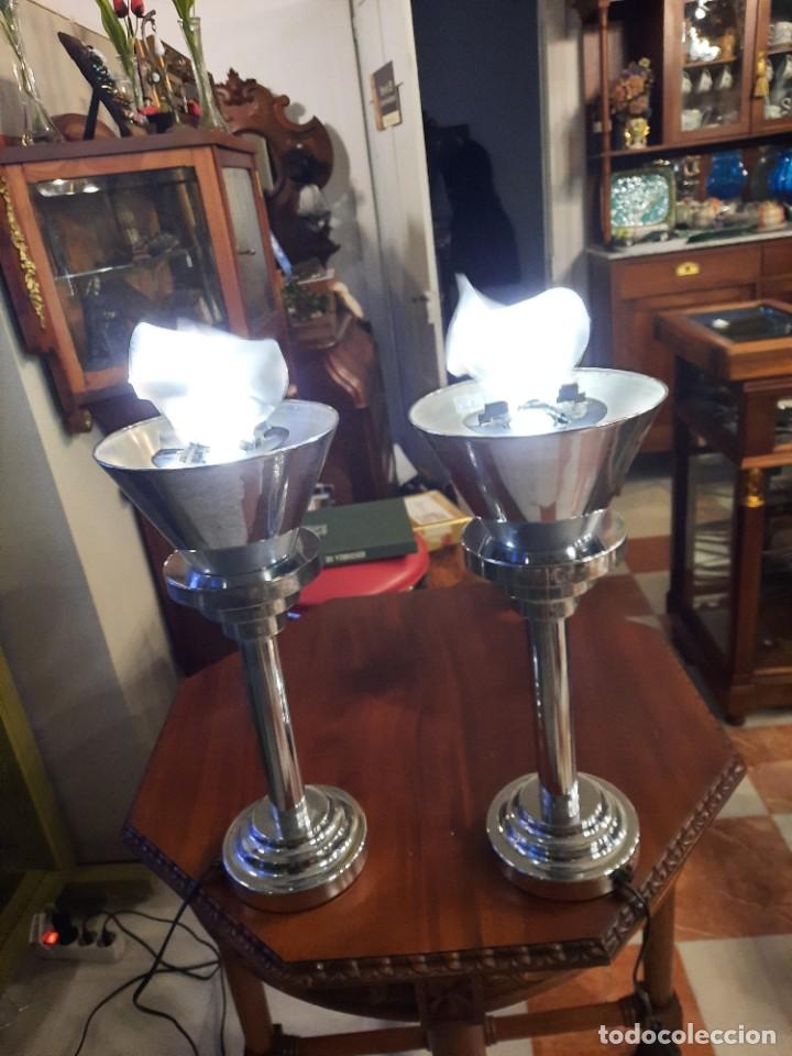 Vintage: PAREJA DE CANDELABROS DE SOBREMESA - Foto 2