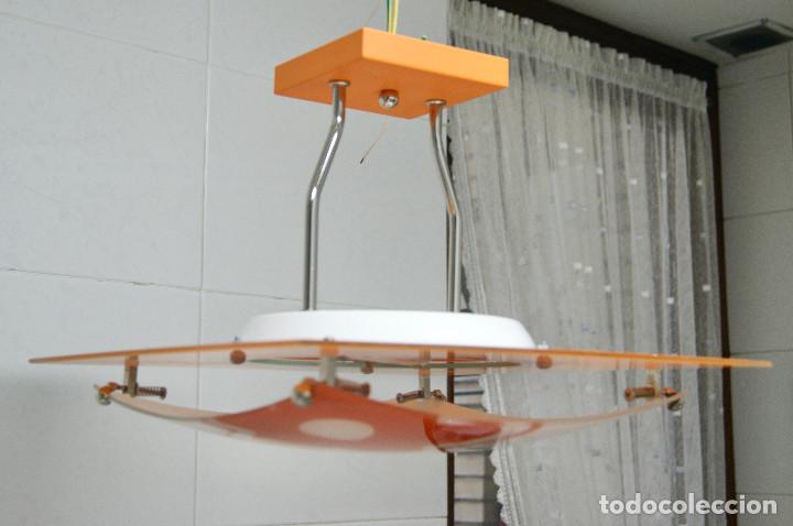 Vintage: lampara de techo tipo semiplaf&oacute;n naranja y blanco - Foto 4