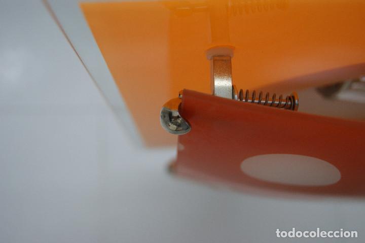 Vintage: lampara de techo tipo semiplaf&oacute;n naranja y blanco - Foto 10