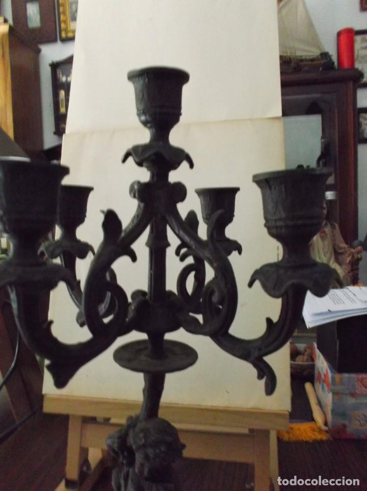 Vintage: CANDELABRO DE CINCO (5) BRAZOS DE CALAMINA - ANTIGUO. - Foto 2