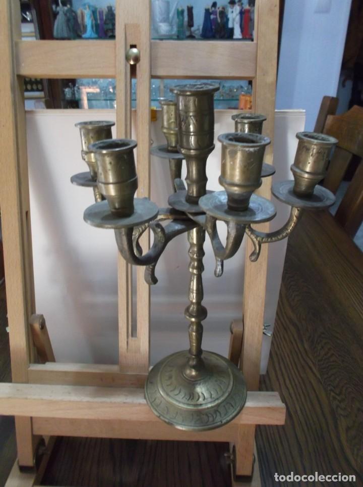 Vintage: CANDELABRO DE SIETE (7) BRAZOS DE BRONCE - ANTIGUO. - Foto 2