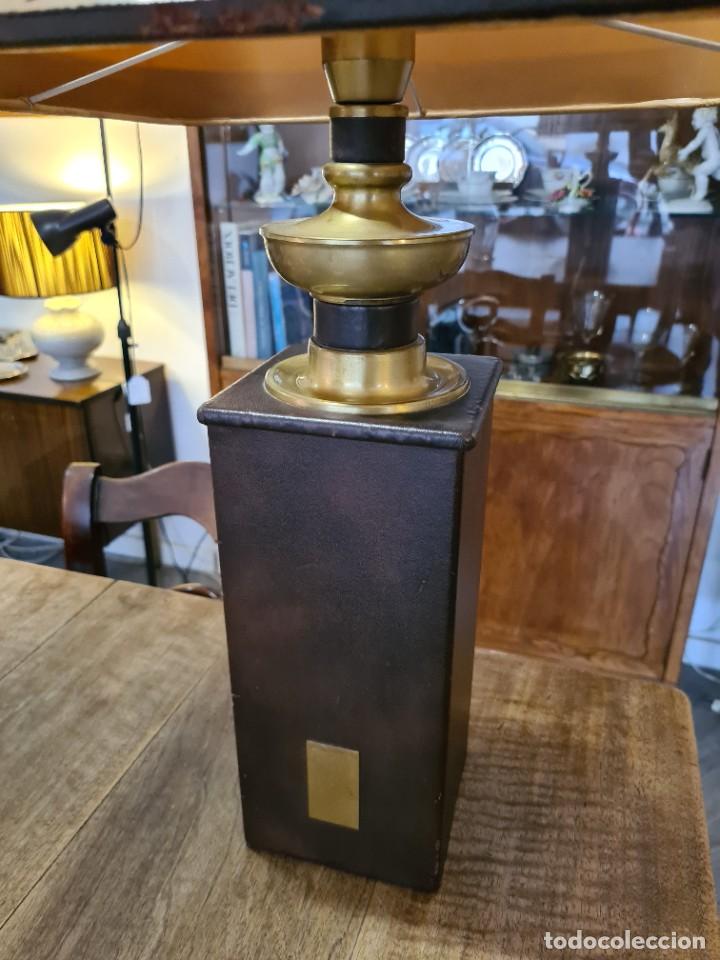 Vintage: Lampara de mesa forrada en piel - Foto 6