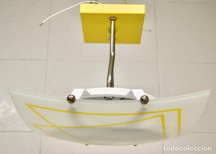 Vintage: lampara de techo tipo semiplaf&oacute;n en cromo, opal y amarillo - Foto 5