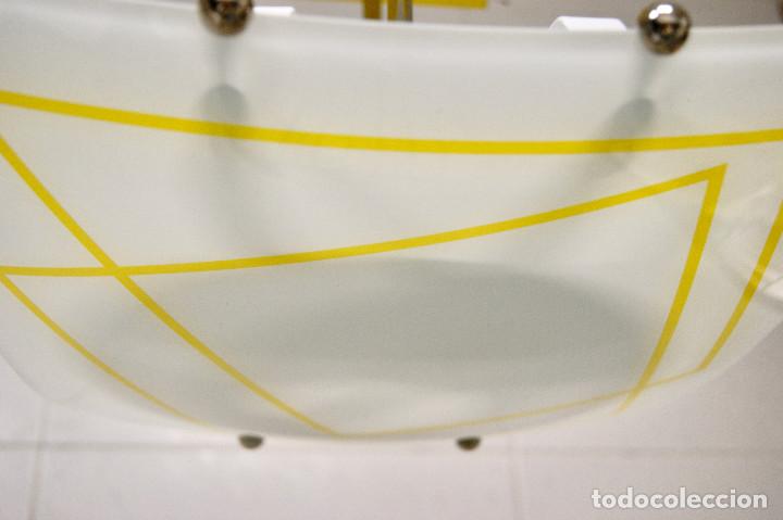Vintage: lampara de techo tipo semiplaf&oacute;n en cromo, opal y amarillo - Foto 10