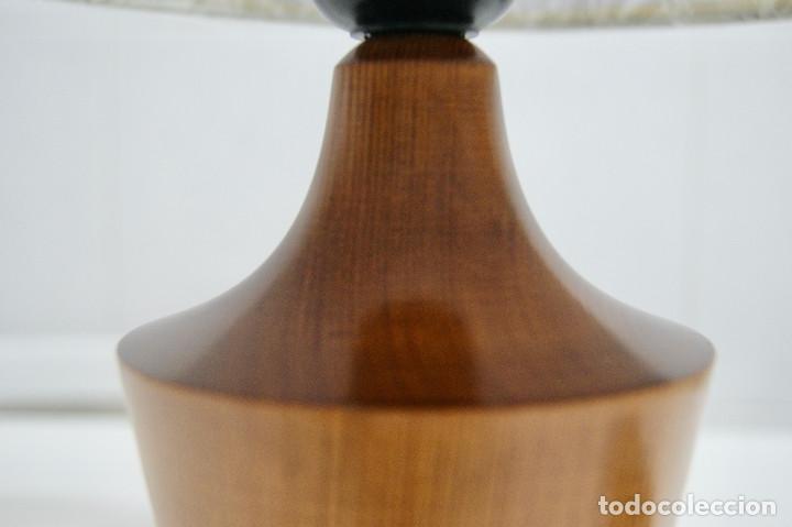 Vintage: lampara sobremesa madera con pantalla - Foto 4