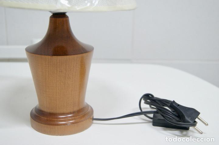 Vintage: lampara sobremesa madera con pantalla - Foto 5