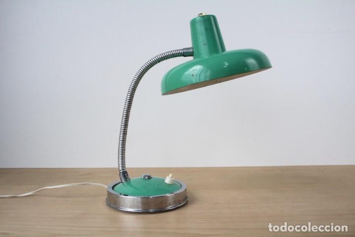 Vintage: L&aacute;mpara de mesa flexo. Verde turquesa. Vintage. - Foto 2