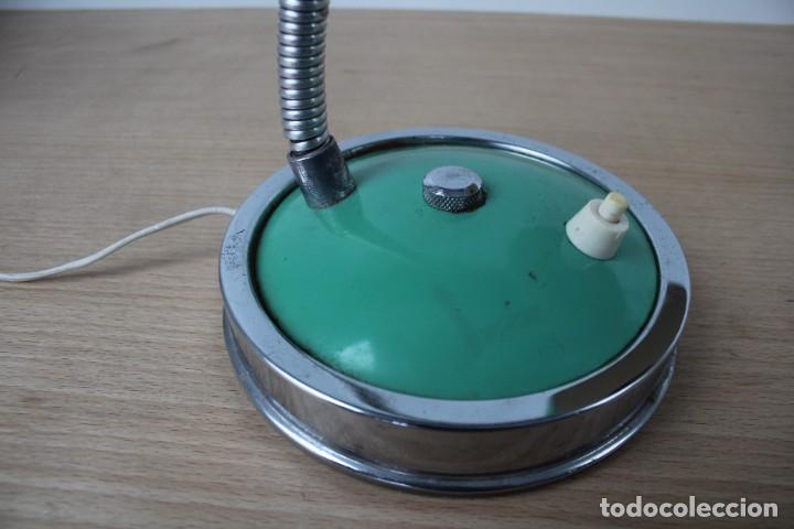 Vintage: L&aacute;mpara de mesa flexo. Verde turquesa. Vintage. - Foto 8