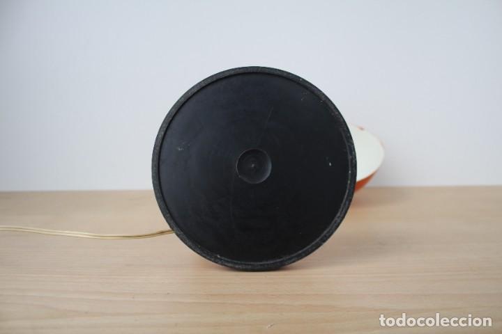 Vintage: L&aacute;mpara de mesa flexo. Naranja. Vintage. - Foto 11