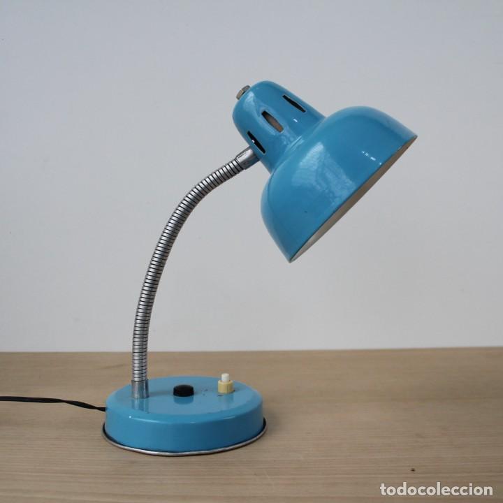 Vintage: L&aacute;mpara de mesa flexo.Azul. Vintage. - Foto 1