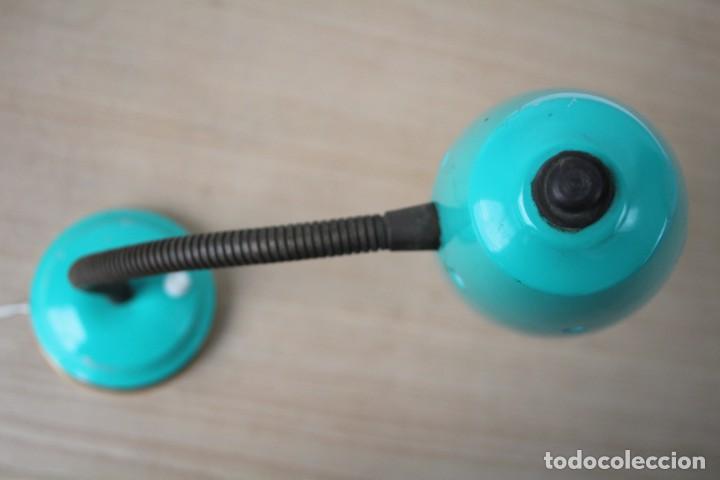 Vintage: L&aacute;mpara de mesa flexo. Turquesa. Vintage. - Foto 6