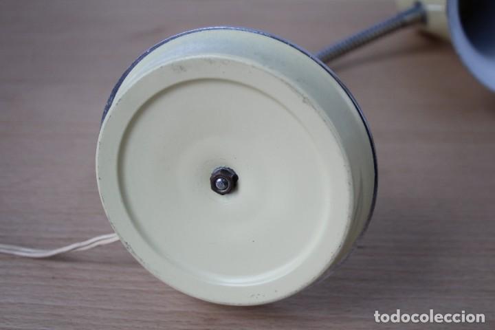 Vintage: L&aacute;mpara de mesa flexo. Blanco. Vintage. - Foto 10