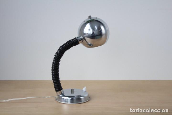 Vintage: Lampara flexo cromado spaceage. A&ntilde;os 70. - Foto 2