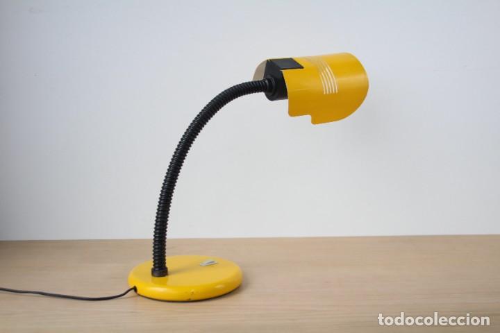 Vintage: Lampara sobremesa flexo. Marca Fase.Amarillo. - Foto 4