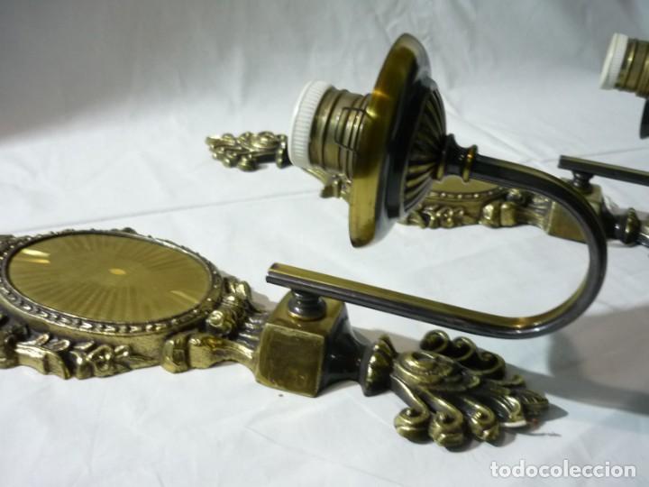 Vintage: 2 apliques de pared en bronce para poner globos - Foto 5