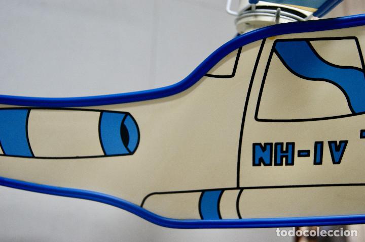 Vintage: lampara de techo helic&oacute;ptero blanco, azul y rojo - Foto 8