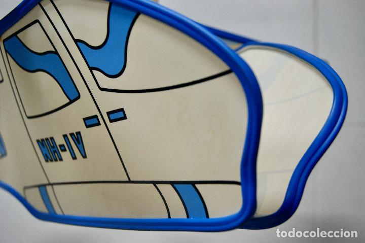 Vintage: lampara de techo helic&oacute;ptero blanco, azul y rojo - Foto 9