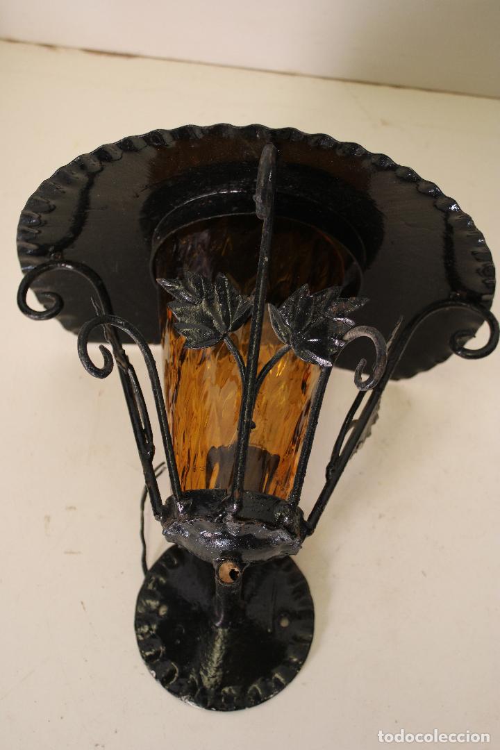 Vintage: aplique de hierro de forja con cristal ambar - Foto 3