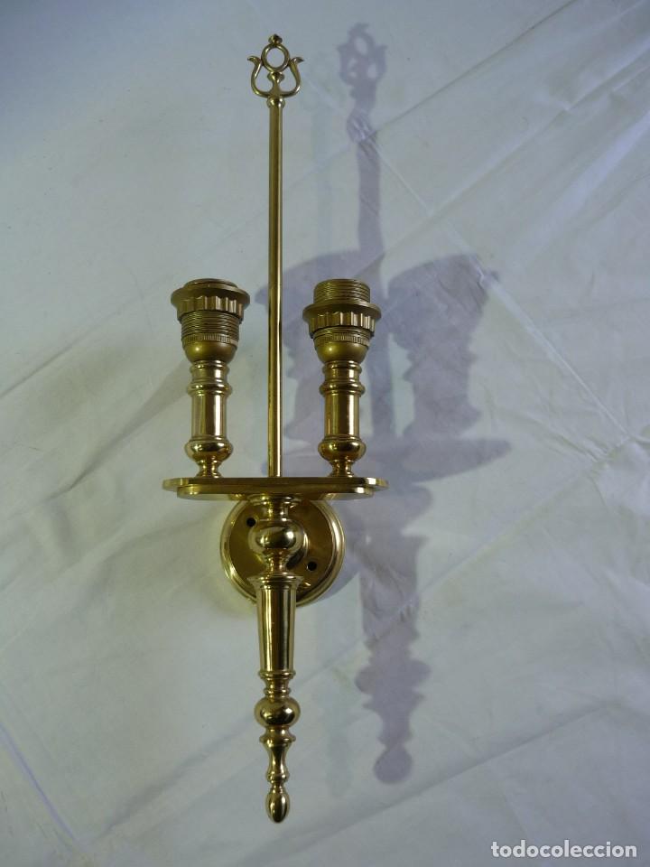 Vintage: Aplique de pared en bronce para dos bombillas - Foto 3