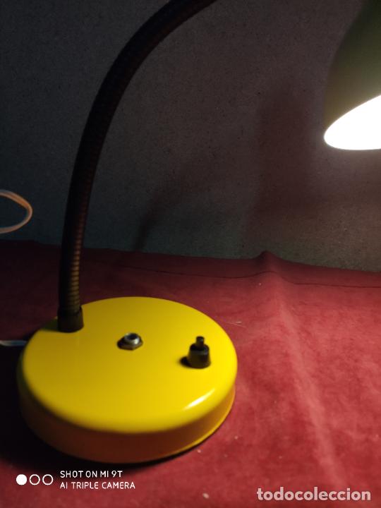 Vintage: LAMPARA DE MESA FLEXO AMARILLA - Foto 3
