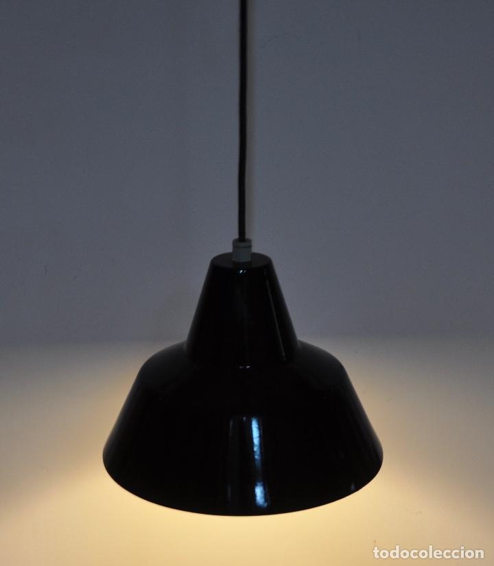 Vintage: L&aacute;mpara metal esmaltado negro - Foto 12