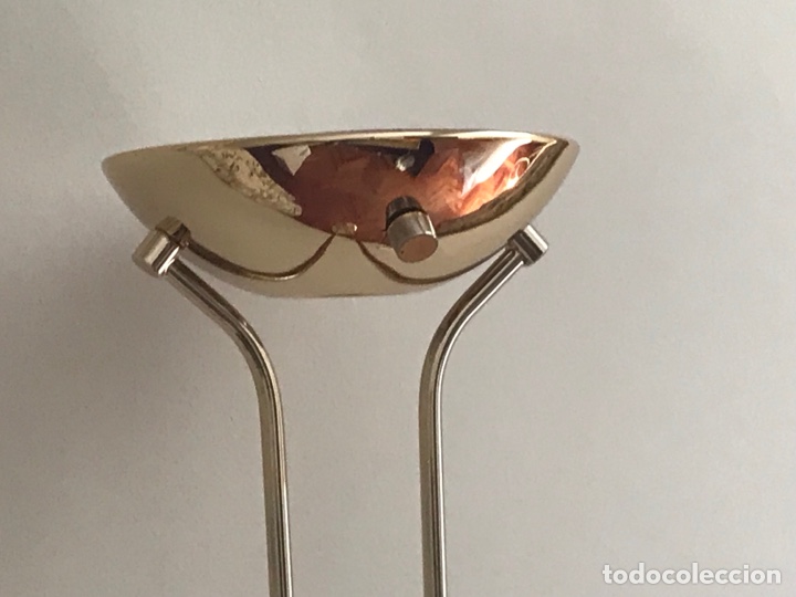 Vintage: L&aacute;mpara de pie lat&oacute;n con luz led - Foto 2