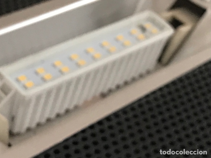 Vintage: L&aacute;mpara de pie lat&oacute;n con luz led - Foto 4