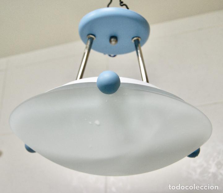 Vintage: lampara de techo azul, cromo y blanco - Foto 1