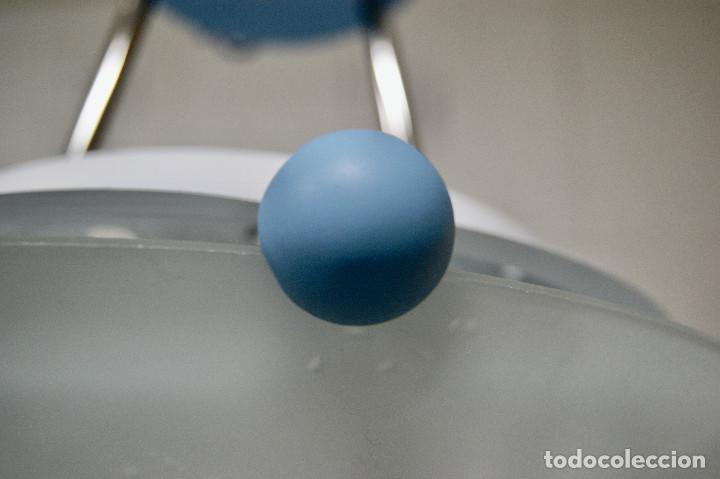 Vintage: lampara de techo azul, cromo y blanco - Foto 8