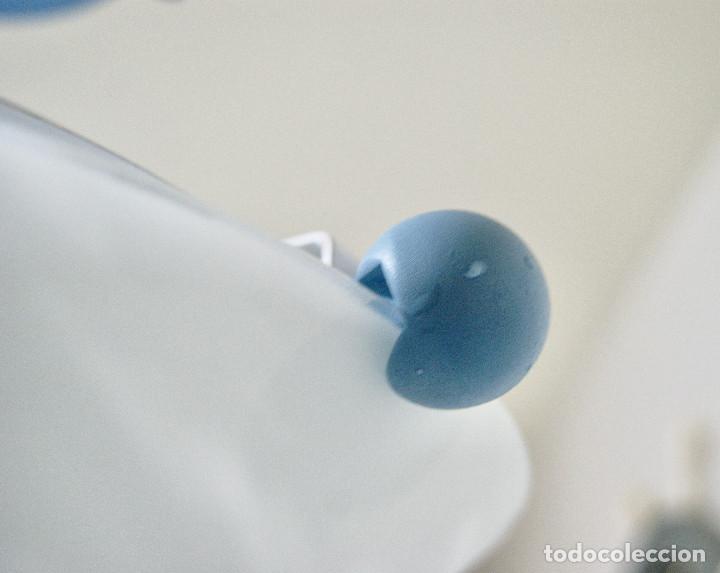 Vintage: lampara de techo azul, cromo y blanco - Foto 9