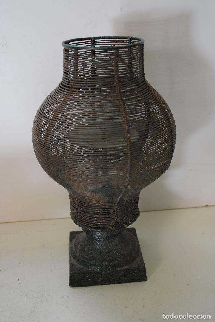 Vintage: farol de hierro fundido y alambre - Foto 3