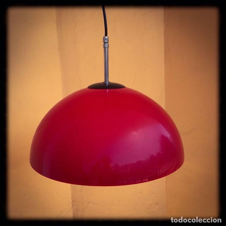 Vintage: L&agrave;mpara roja de techo - Foto 2